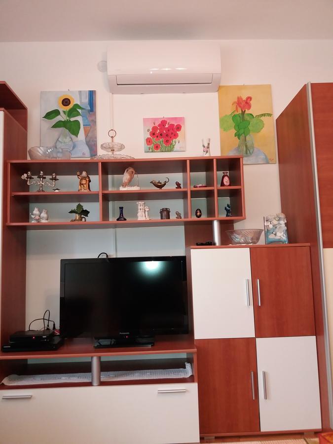 Apartment Meri โตรกีร์ ภายนอก รูปภาพ